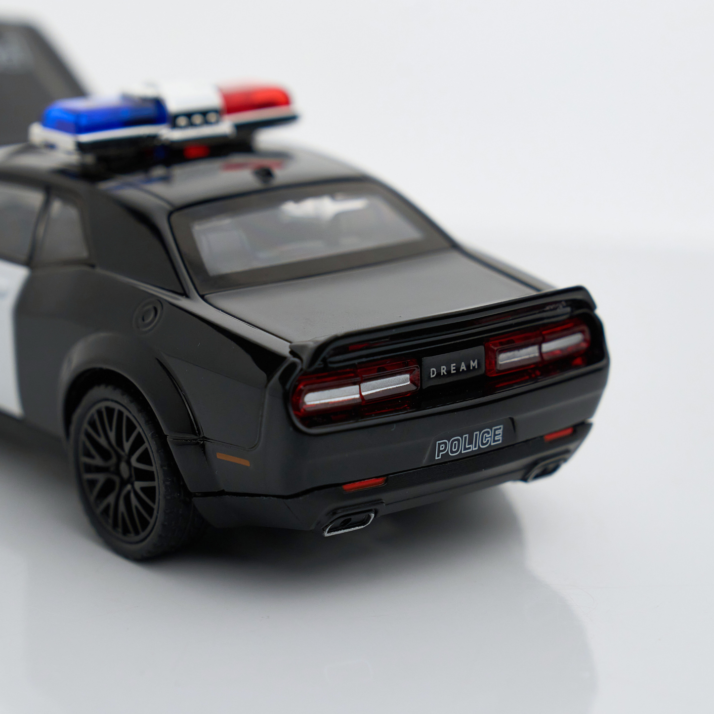 Dodge Challenger Police version