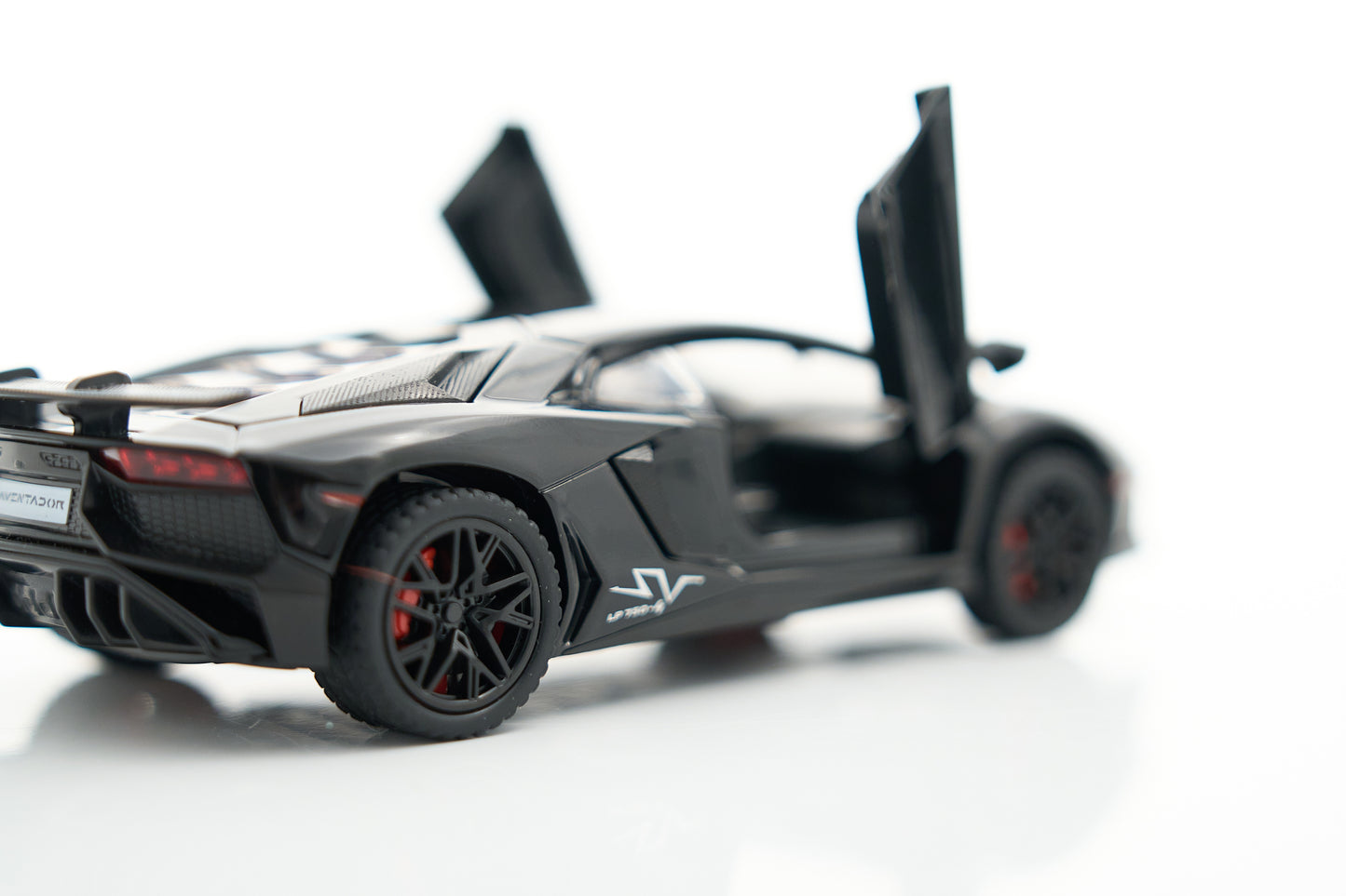 Lamborghini Aventador SV