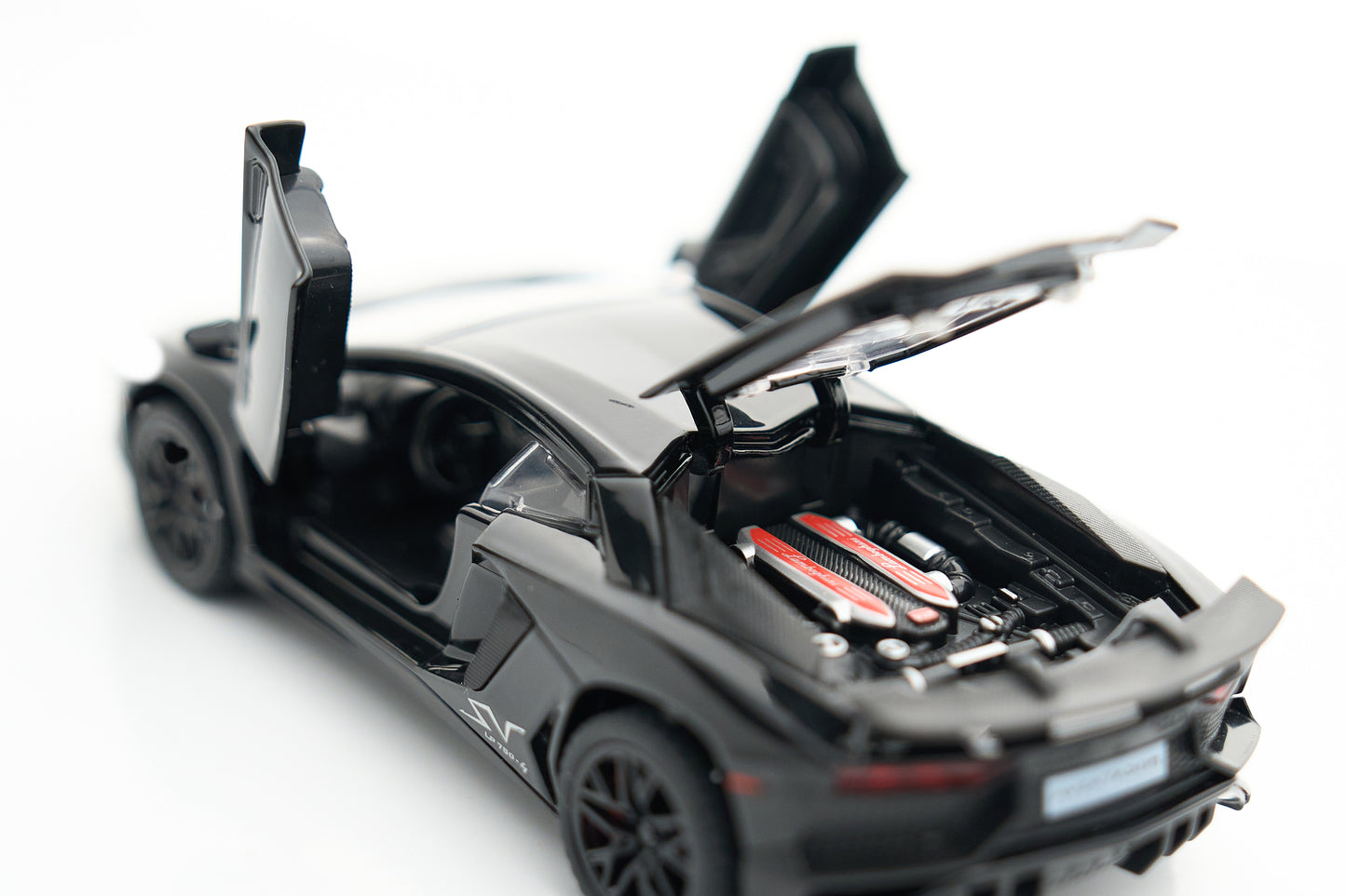 Lamborghini Aventador SV